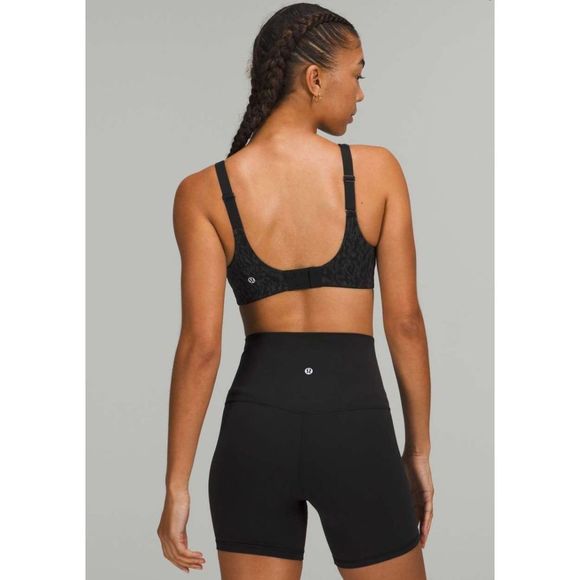 lululemon athletica Other - Lululemon Bra Size 4 C/D XS In Alignment Straight Strap Bra Light Wirefree